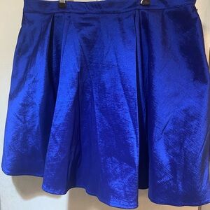 Beautiful Bold Shiny Royal Blue Circle Skirt Size 13/14 New Zip closure